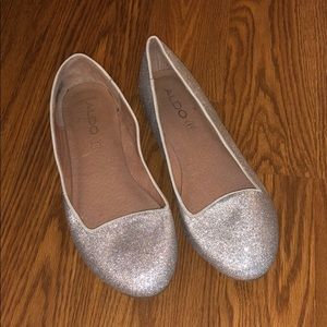 Silver, glittery flats!